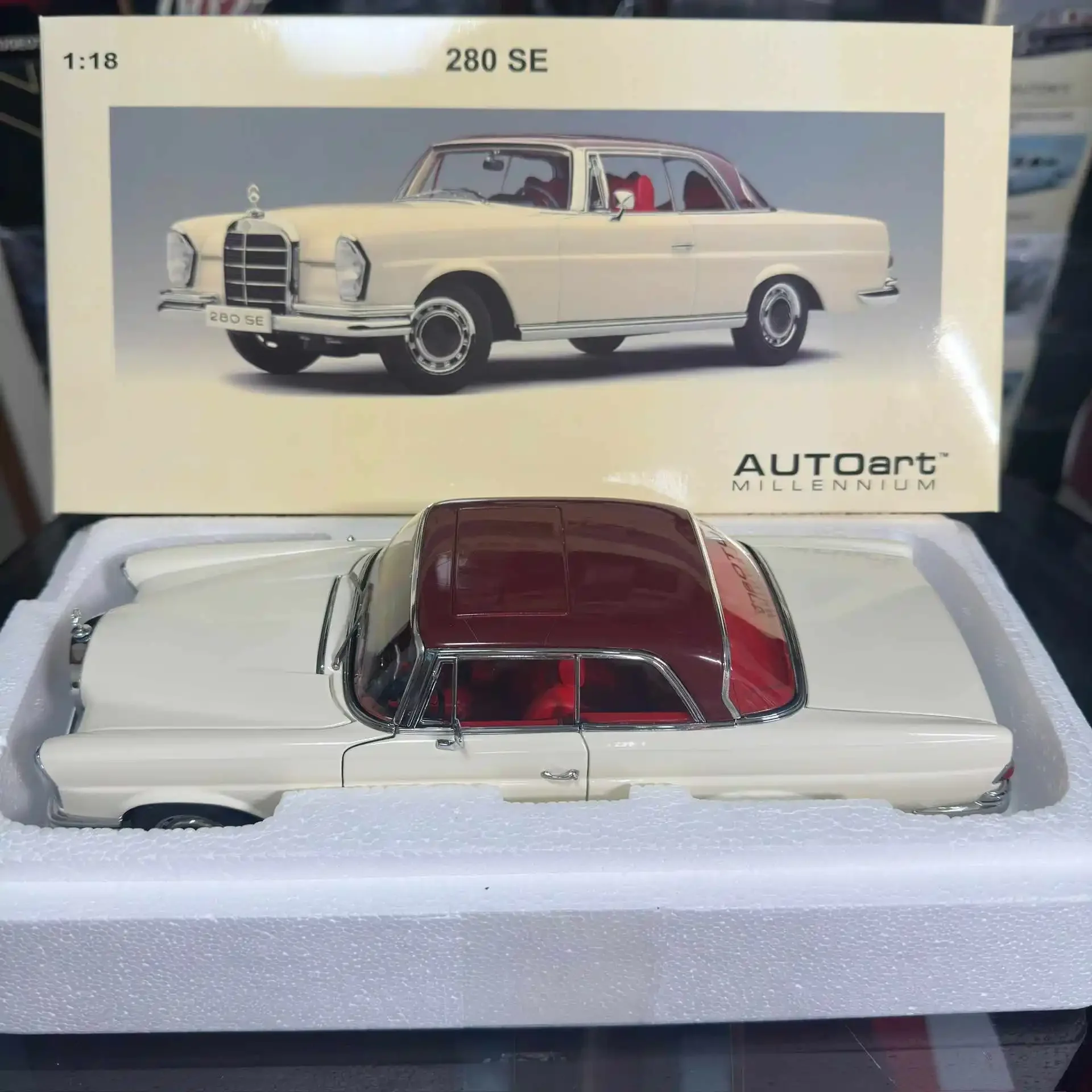 Autoart 1:18 280SE White Simulation Limited Edition All Open Alloy Metal Static Car Model Toy Gift