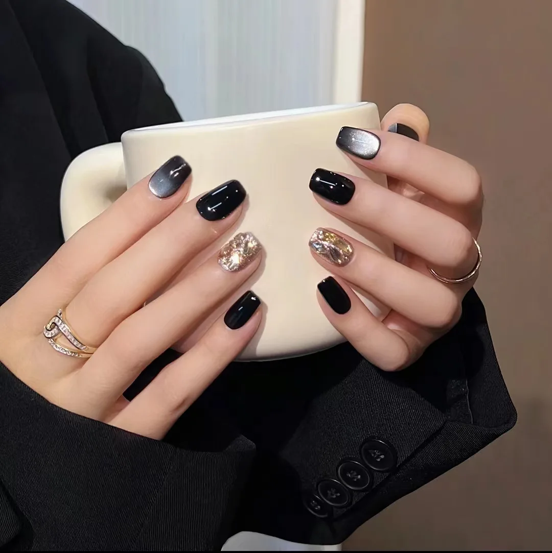 

24pcs Short Sweet Cool Black Cat Eye Ins Press On Nails, Skin Brightening Removable False Nail Tips for Daily Hangout, Shopping & Casual Party, Popular Manicure for Girls and Trendy Young Women
