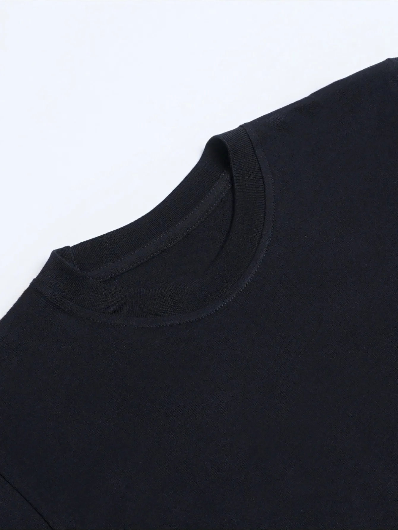 Men's T-Shirt - 100%, Crew Neck in Black with Whimsical Print - Ideal for Casual Wear, Gardening Clothes, Black And White Print, Round Neck for Men And Women Perfect As a Halloween, Christmas, Thanksgiving, Or Birthday Gift