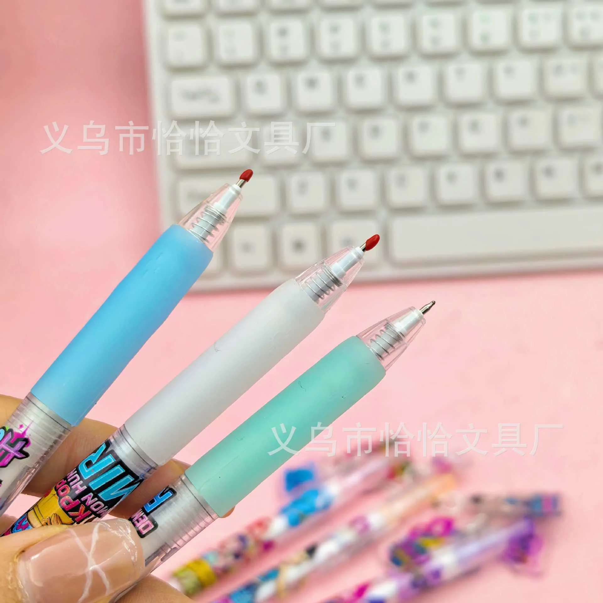 

2025Cute animals pendant, cartoon acrylic pendant, ST head neutral pen, student stationery pendant pen