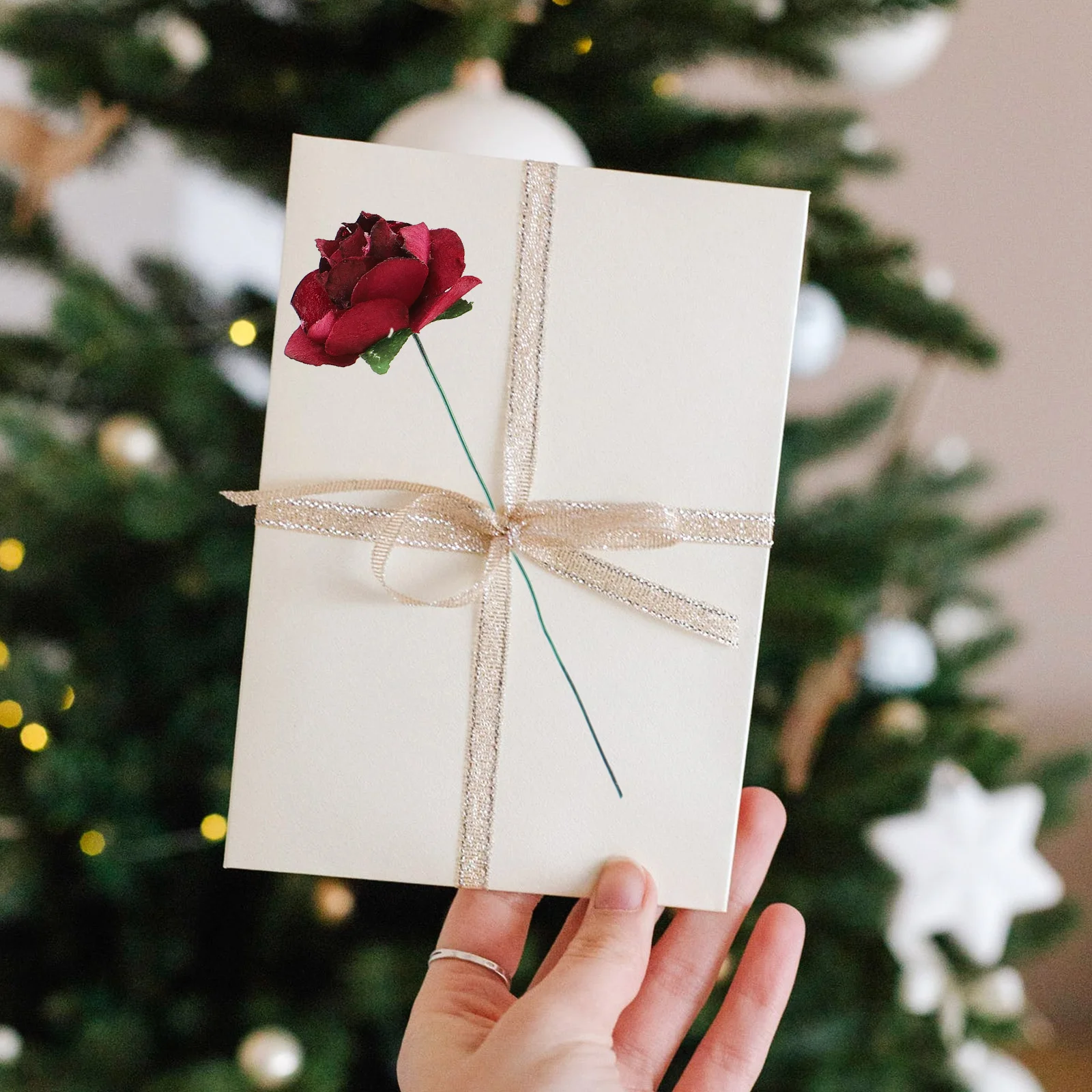 

144Pcs Artificial Paper Rose Small Flowers Wedding Party Home Decoration DIY Paper Flower Crafts Wedding Decor Flower