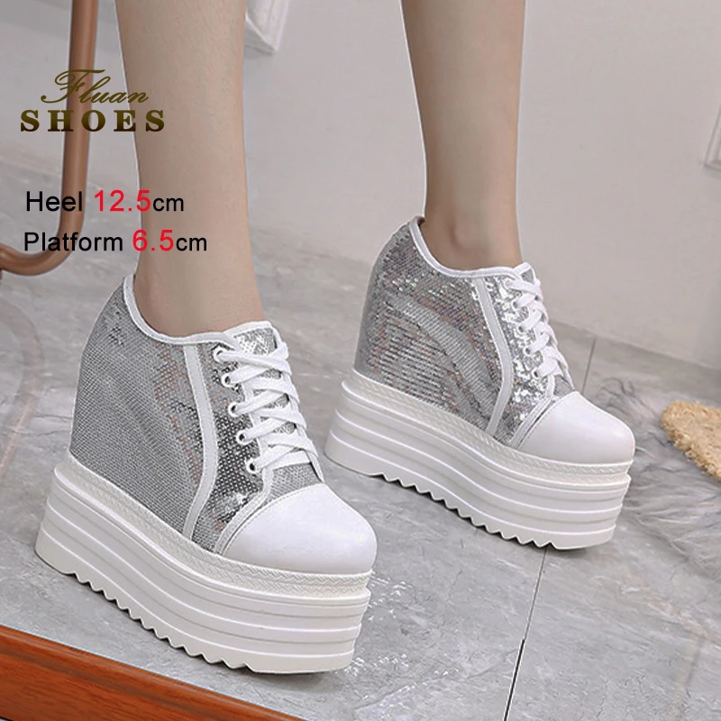 

Новые осенние туфли на платформе, женские короткие ботинки на толстой платформе, увеличивающие рост, на шнуровке, черно-белые нескользящие модные одинарные туфли