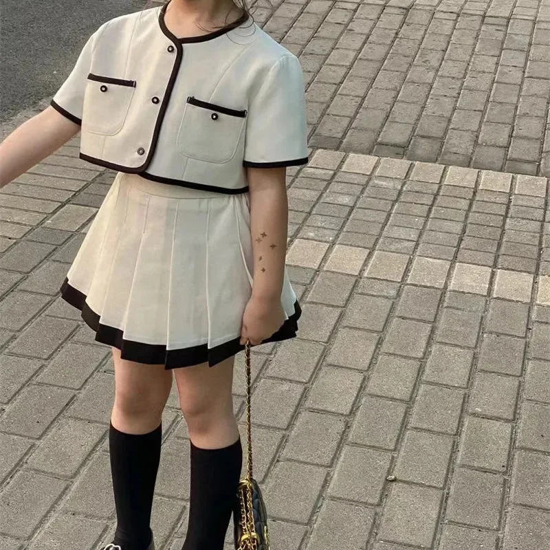 Girls' Summer New Suit Solid Color Two Piece Set Children's Short Sleeved Top Pleated Skirt Fashion and Temperament Clothes