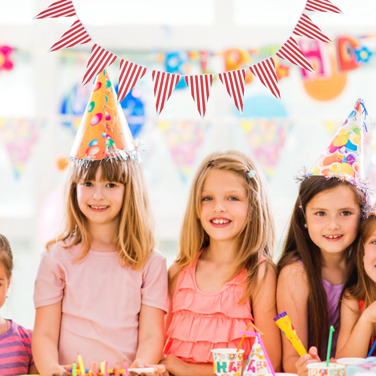 

Circus Bunting Fan Flag Red Triangle Banner Paper Birthday Party Decoration Carnival Flags Festive Pennant Mardi Gras Flag