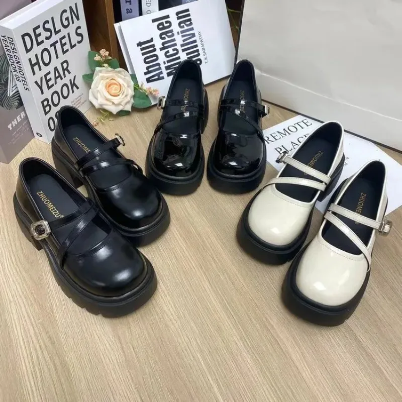 

2025 HOT SELLER Autumn New Women's Patent Leather Pumpkin Toe Waterproof Platform Shoes Thick Sole Fine Lace-up Mary Sandals