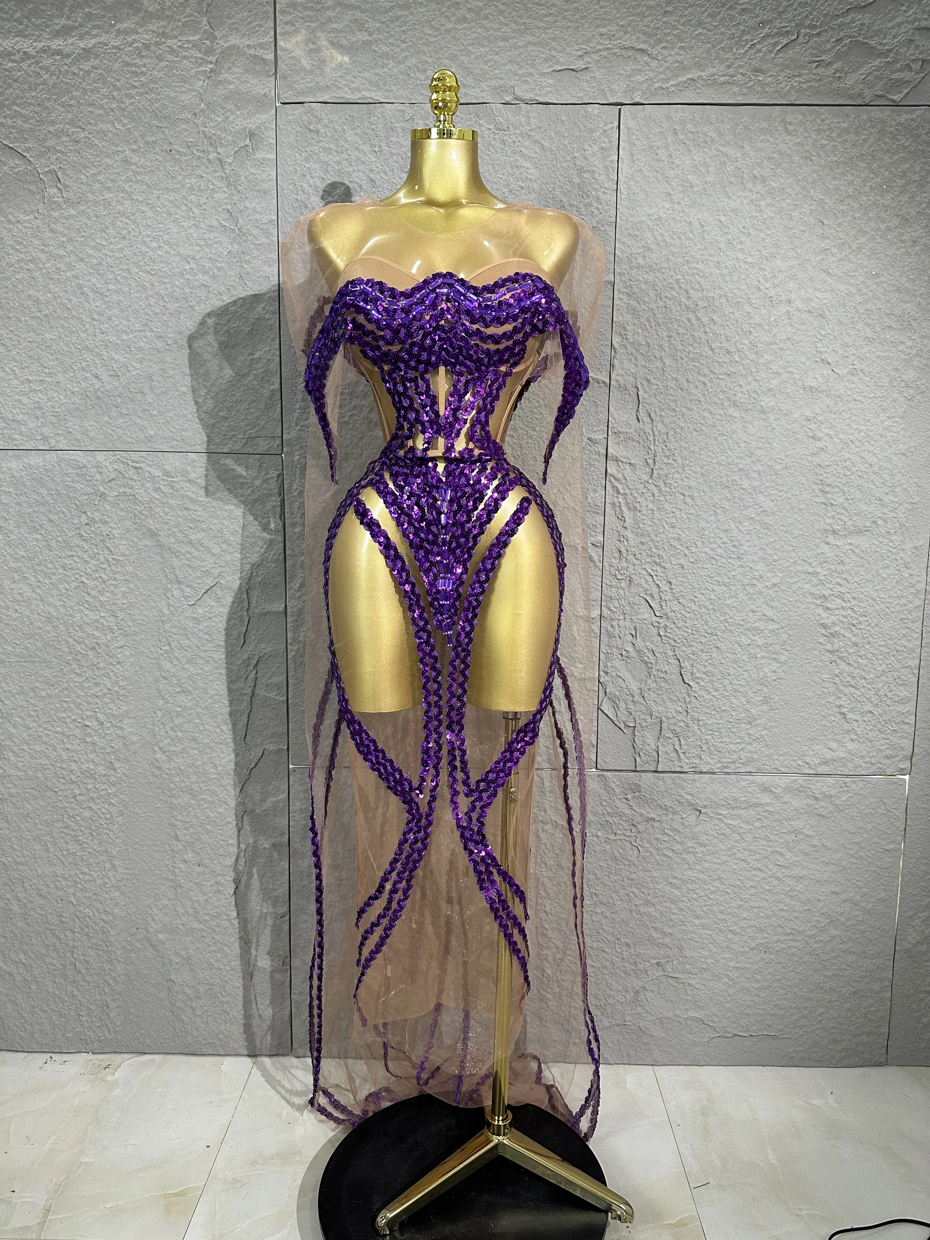 

Гламурное фиолетовое прозрачное платье с пайетками, сексуальный костюм для выступлений, танцевальная вечеринка, певица, сцена, ночной клуб, роскошный наряд для официальных мероприятий