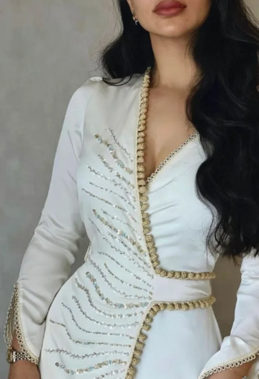 Full Sleeves Beading Satin Vestidos De Fiesta Long Formal Dress Luxury Ivory Beading Evening Dresses 2024 robes de soirée