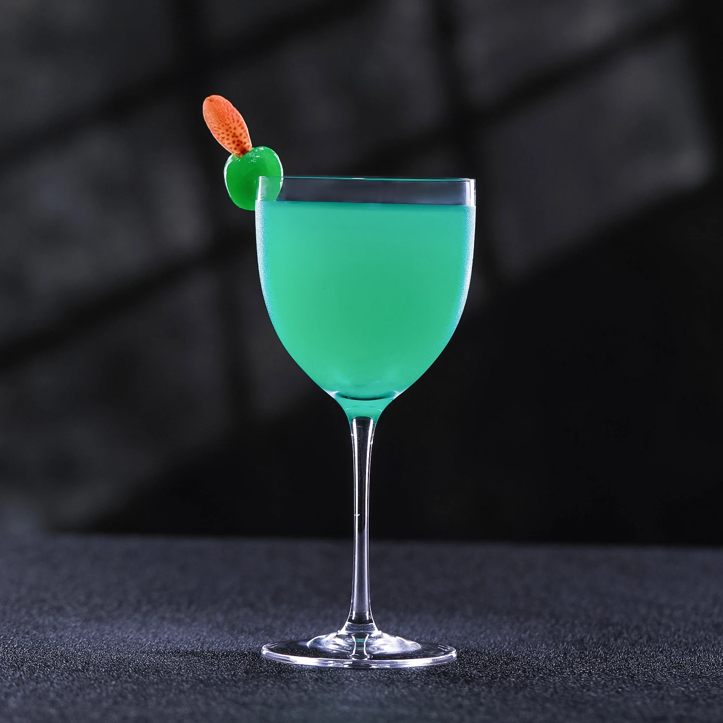 CT2701 CRISON Nick and Nora Coupe Cocktail Glasses - Handblown Small Plain Vintage Coupe Glass to Serve a Manhattan, Martini