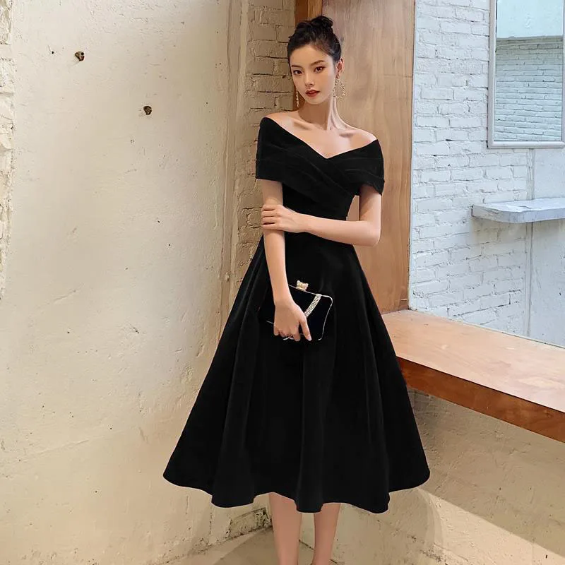 DongCMY Luxury Black Slimming Evening Dress 2024 Line Shoulder Long Party Style Generous Dress Small Winter Dresses For Prom