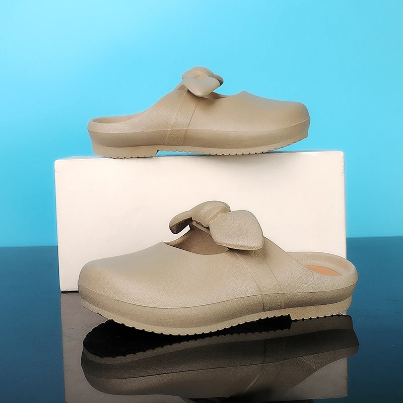 

A pair of children's four-season EVA toe-capped slippers, comfortable casual shoes, size 24/25-34/35，HS-M888