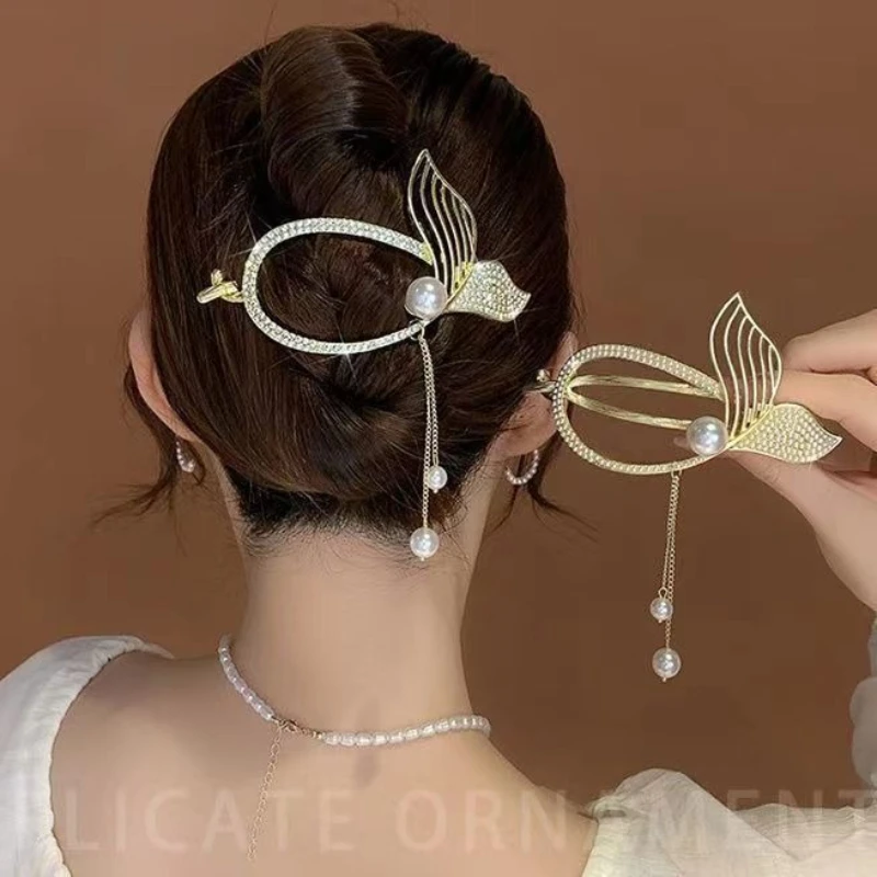 

Female 2025 New Headwear Ladies Tassels Pearls Trendy Hair Clips with for Women Hairpins Barrettes Headband Hair Accessories