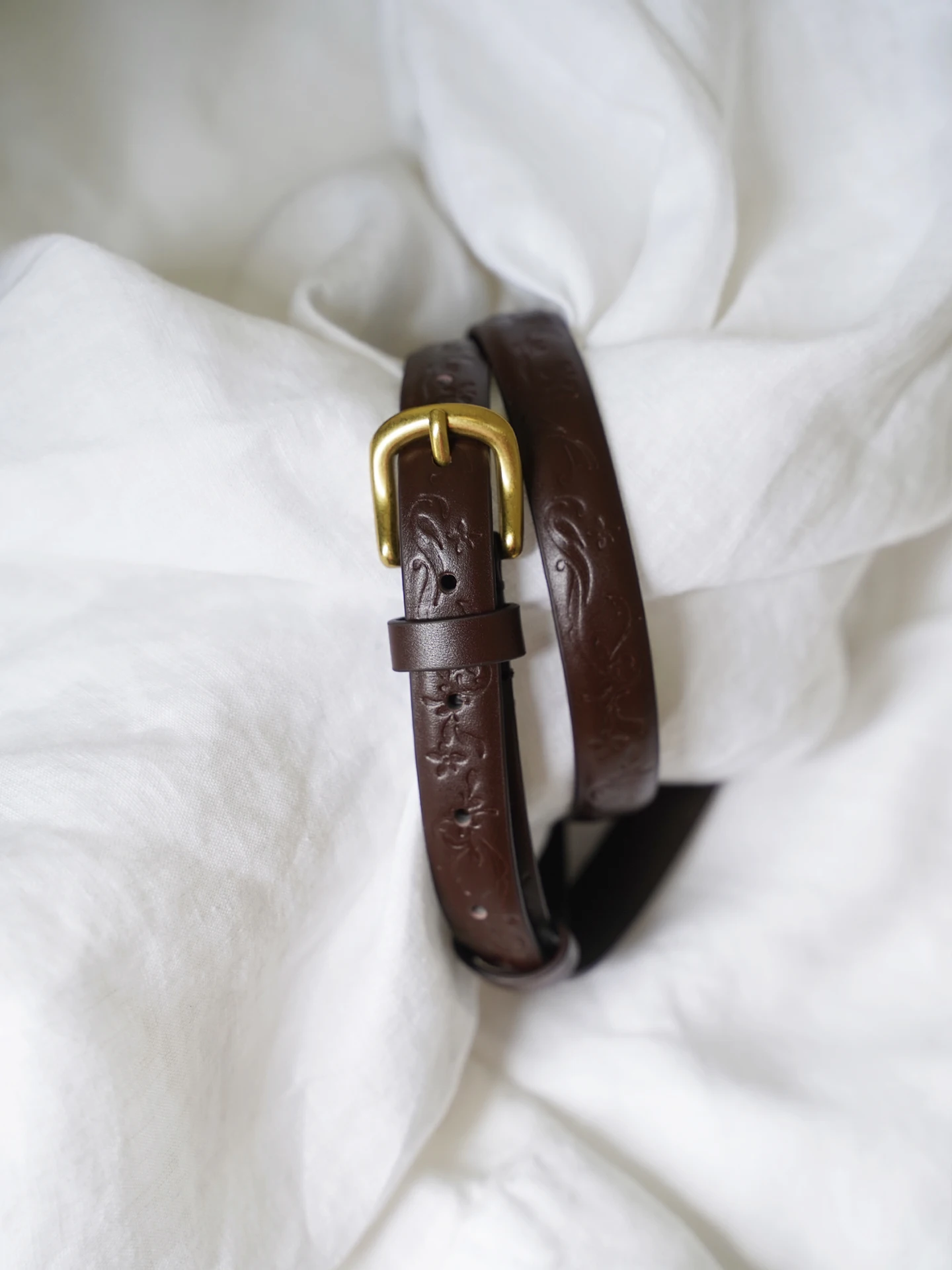 ceinture-en-cuir-sculpte-retro-pour-femme-cuir-de-vachette-pleine-fleur-classique-polyvalente-nouveau-modele-elegante-decontractee-simple-style-coreen-boucle