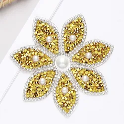 Thermal Patches Flower Rhinestone Applique Pearl DIY For Clothing Jacket Backpack Punk Sewing Decorative Badges Stickers BX196