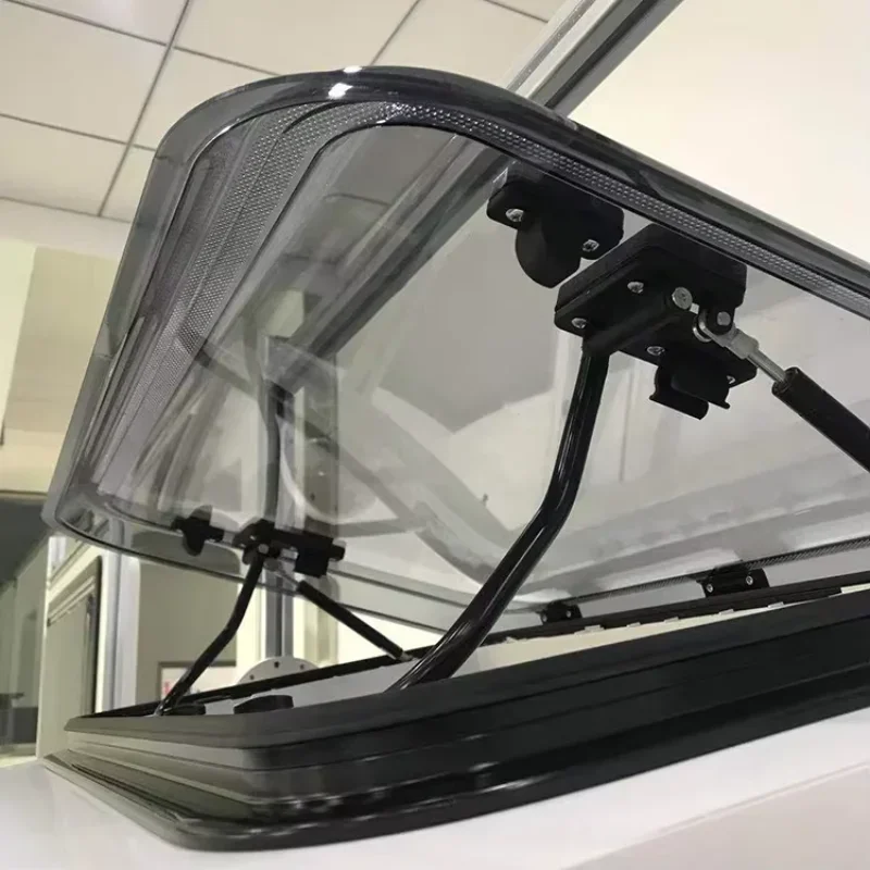 Motorhome Accessories Clamping installation Aluminum alloy RV Skylight 960*655 mm with 12V LED Light Caravan Roof Window