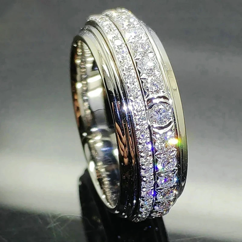 Huitan Silberfarbener Glänzender Zirkonia-Ring für Damen, Eleganter Party-, Mode-, Hochzeits-, Verlobungs-, Vielseitiger Alltags-Fingerschmuck