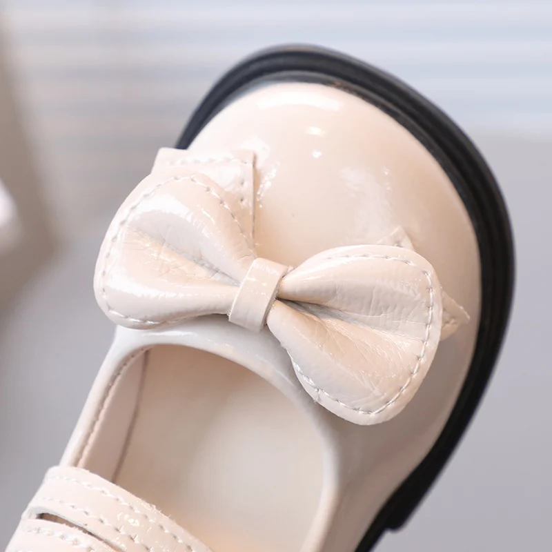 Kid Girls Leather Shoes Retro Bow Princess Shoes Children Soft Sole Non slip Party Wedding Dance Shoes Breathable Flats Sandals