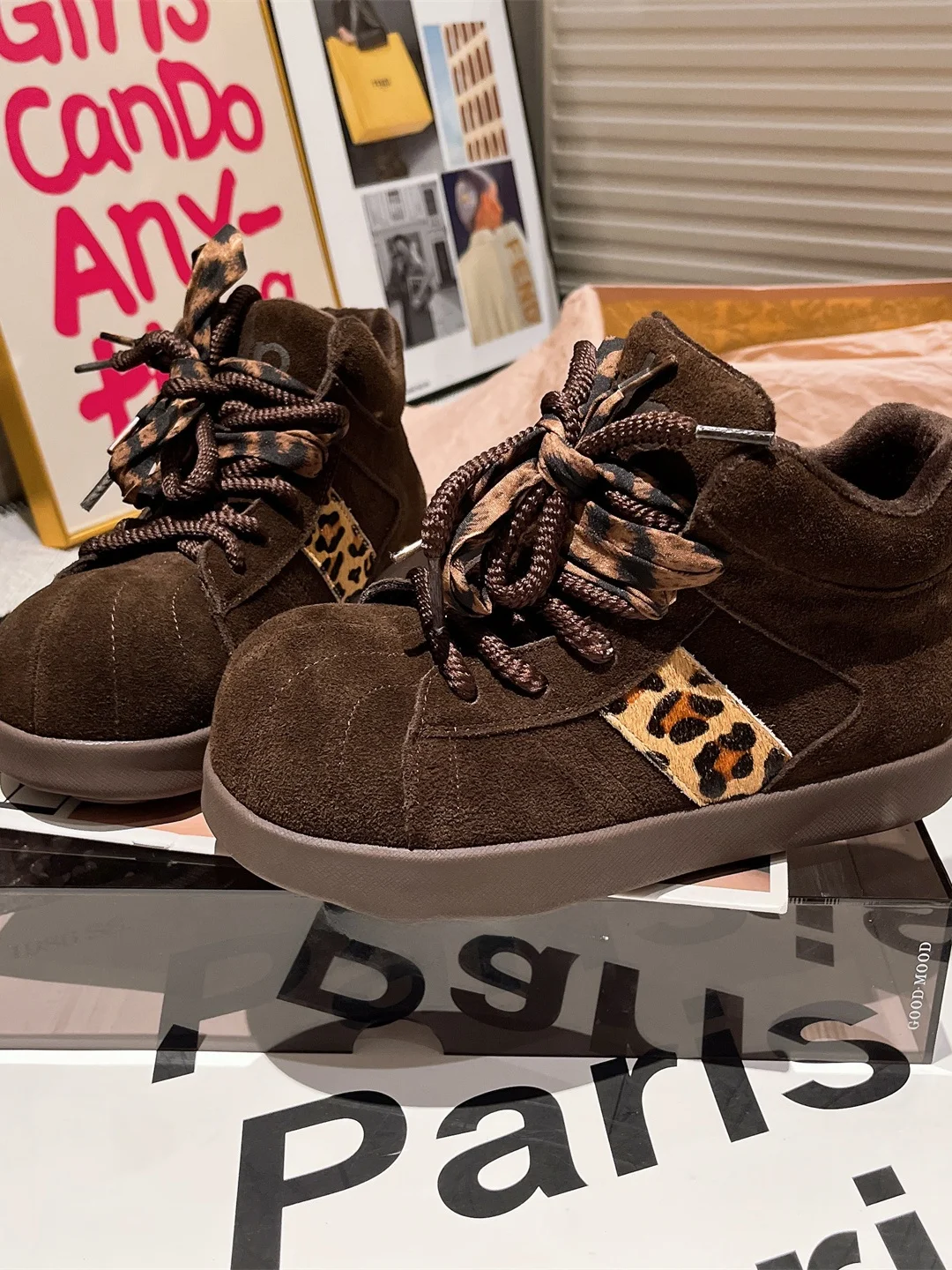 Picture 4: Aimixiao Flagip Store High-Top Leather Snarled Laces Large Head Capybara Design German Training oes Casual Sle