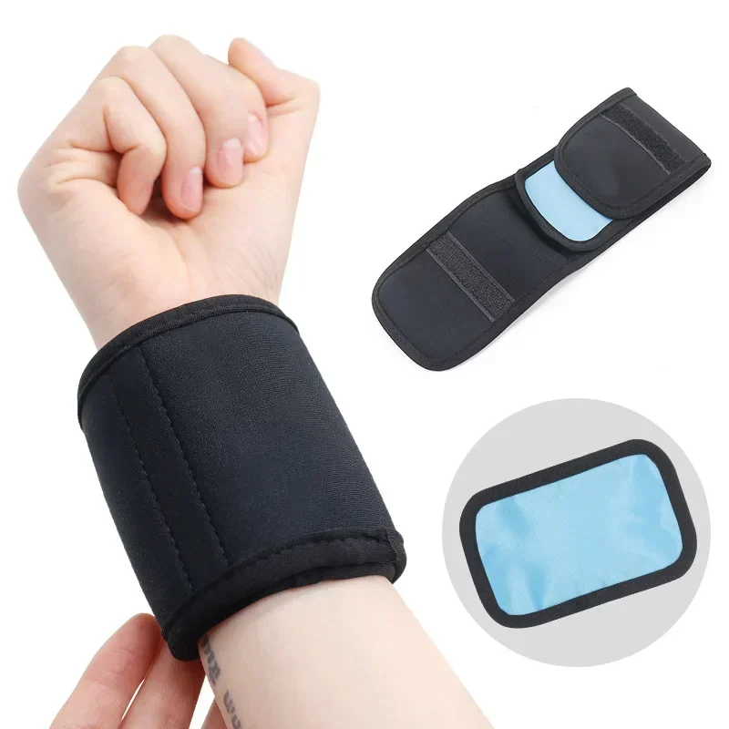 Small Reusable Gel Ice Pack Support Compress for Injuries and Pain Relief Cold Therapy Wrap for Hand Arch of Foot Wrist Elbow