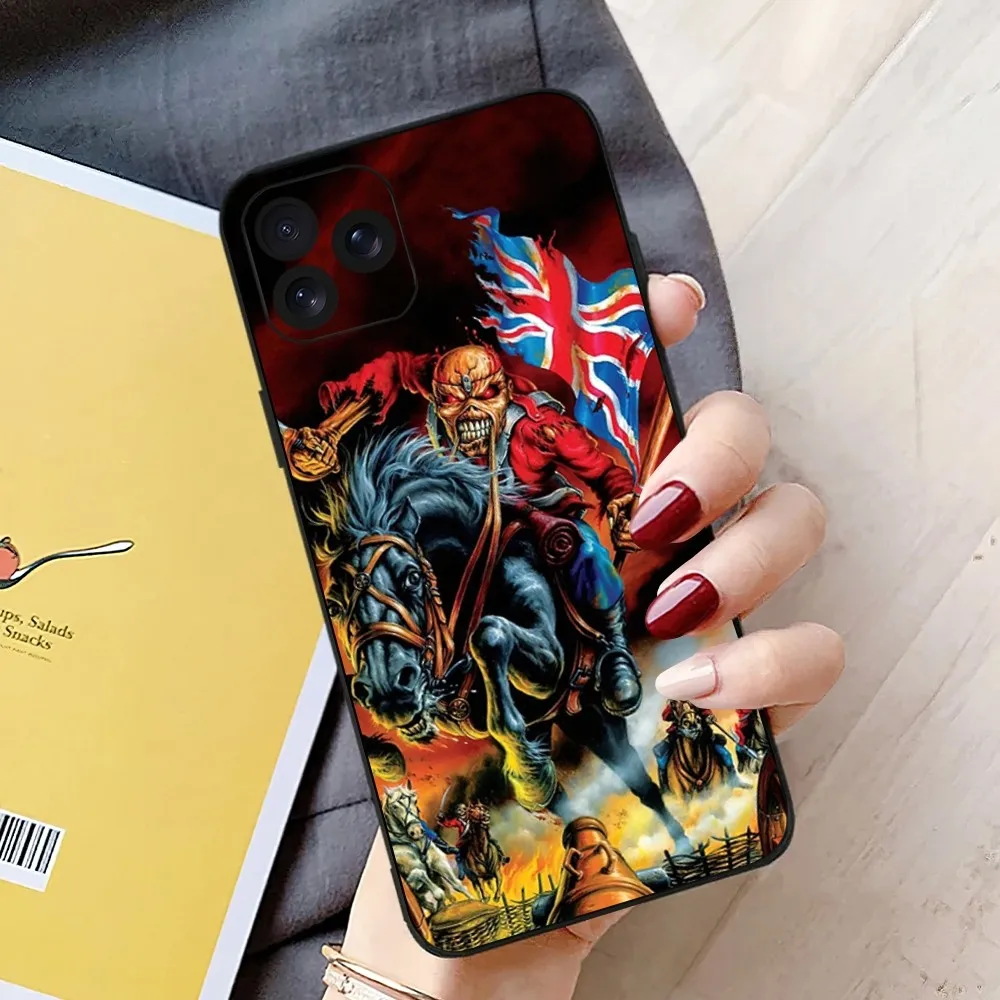 Band I-Iron M-Maiden ear of the Dark Phone Case For iPhone 8 14 Mini X 15 XS 12 MAX 11 13 Xr Pro Plus Shell