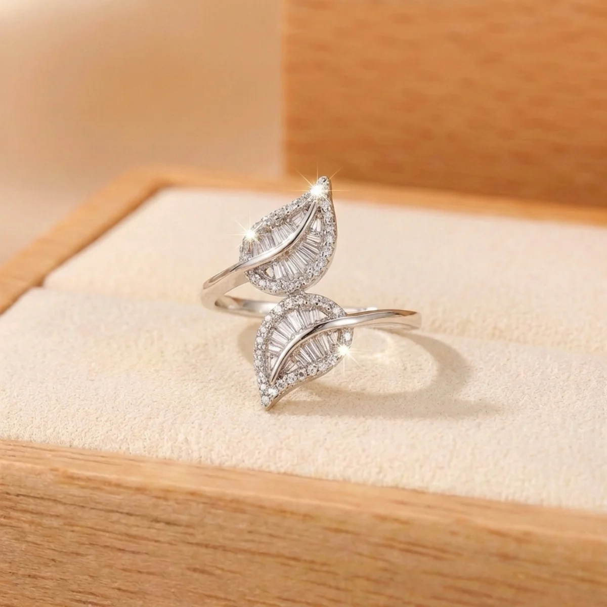 Vintage elegante, mit Blättern und CZ-Zirkon verzierte Öffnungsringe für Damen und Herren, zarter, glänzender Feder-Fingerring, Party- und Eheringe, Schmuck – Detail 15