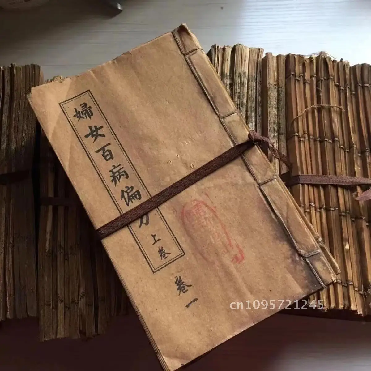 

Chinese Photo Sewed Books Living Room Ornament Vintage Aesthetic Home Props Gifts Book Event Ancient Party Decoration Old