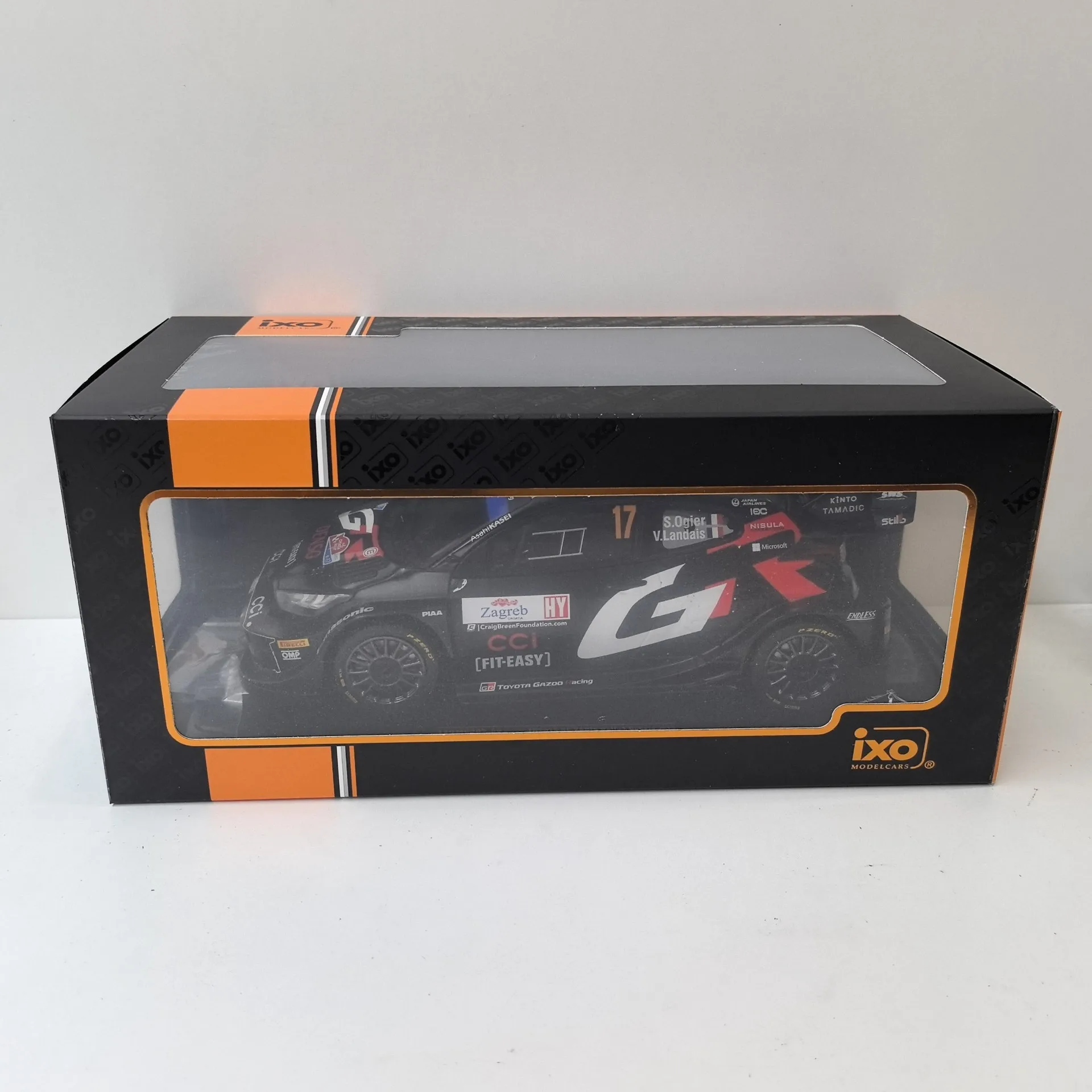 

Литой под давлением IXO масштаб 1:18 TOYOTA GR YARIS # 17 2024, модель автомобиля из сплава Toyota Yaris, Коллекционная игрушка, подарок, сувенир, украшение для дисплея