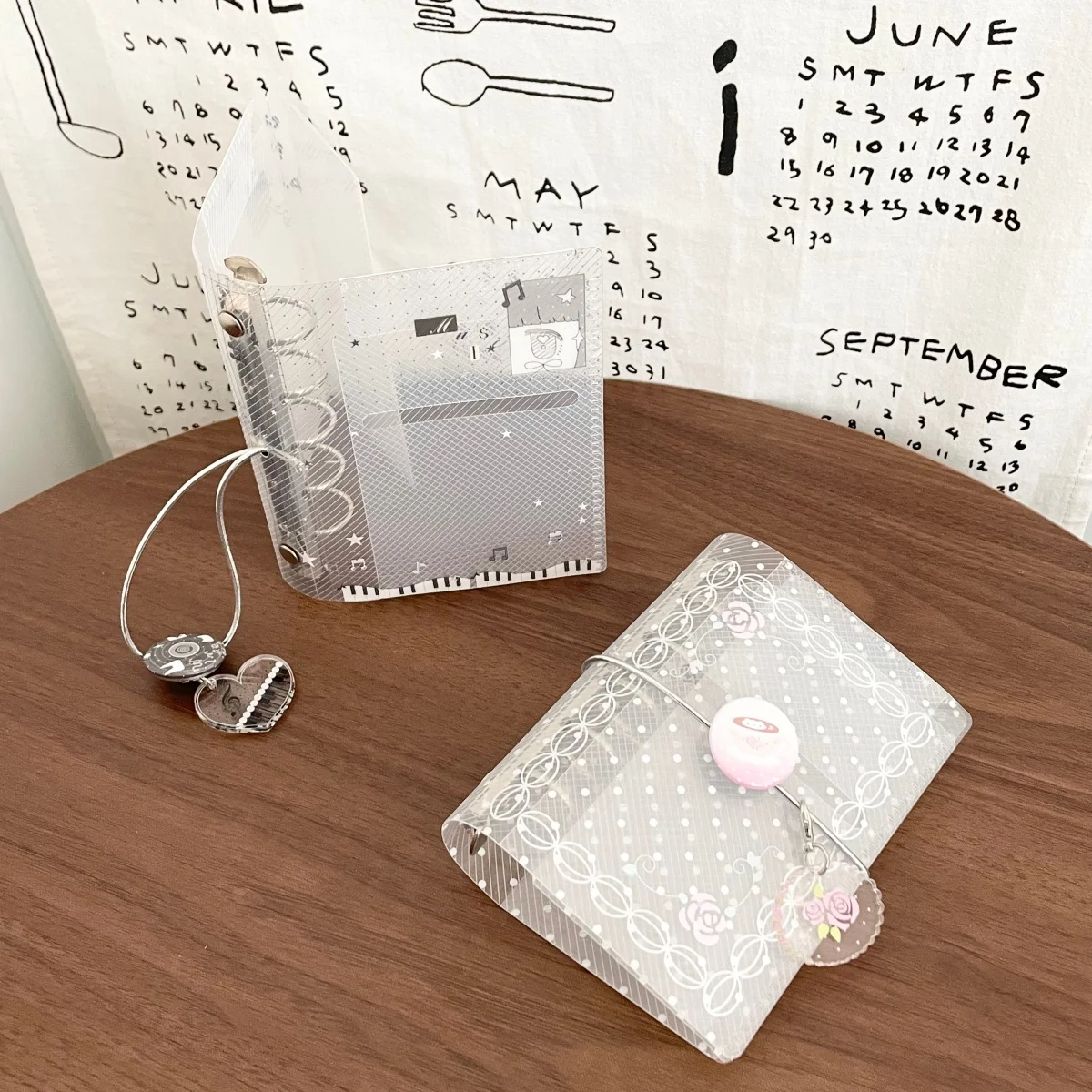WAKAWAKA M5 3 Ring Ita Binder with PP Cover or 30P Refill Pages, Loose Leaf Notebook for Photocard Display and Badge Storage