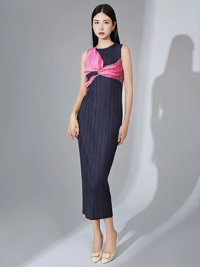 

Long and elegant dress sleeveless print, fashionable and elegant, versatile one step skirt, round neck pleated skirt, summer