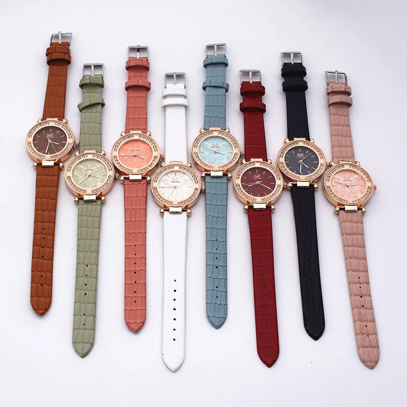 Élégant et décontracté de haute qualité dames cadran doré coloré bracelet en cuir montre étudiant fille Simple horloge Vintage 