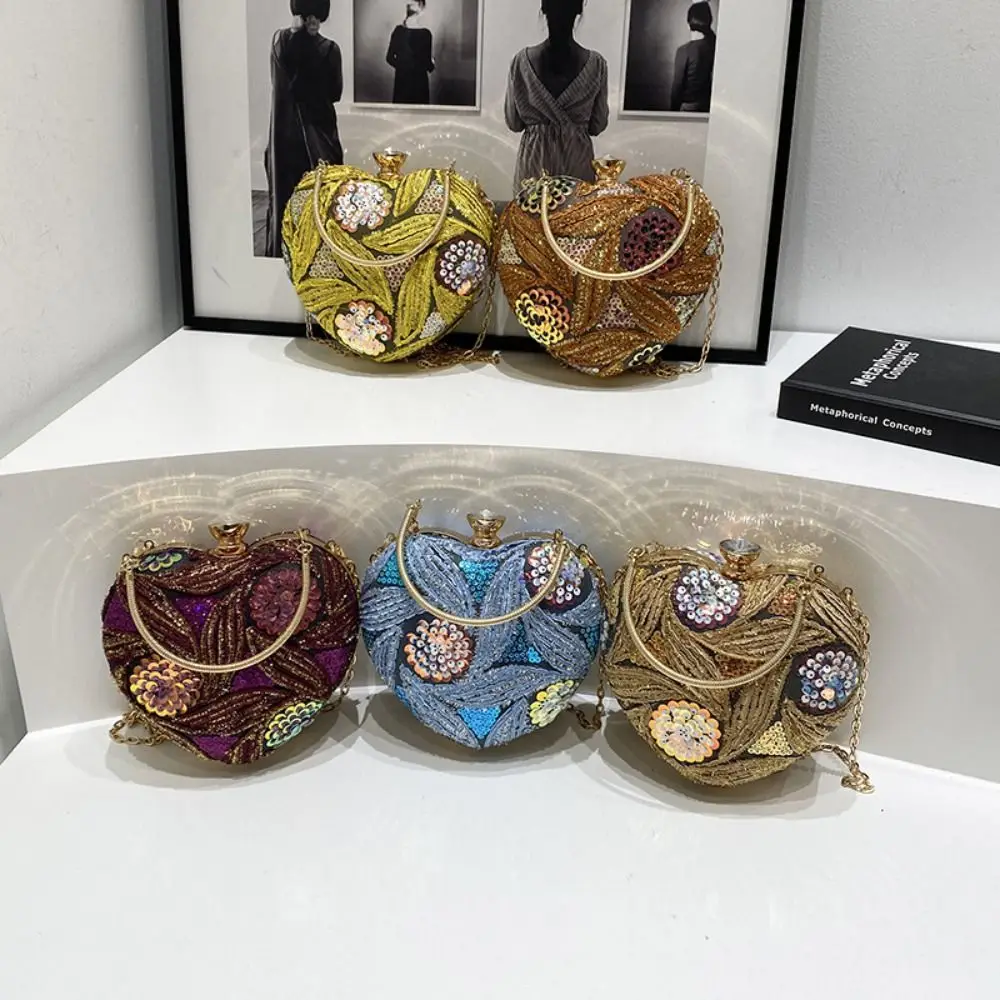 

Wrist Bag Glitter Sequin Evening Banquet Bag Elegant Embroidery Heart Shape Handbag Large Capacity Sweet Ladies Clutch Bag Party