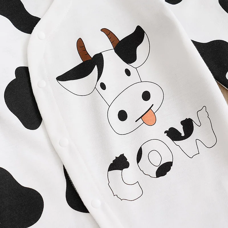 New Designer  Clothing  100 cotton spring and fall long-sleeved baby onesies Black and white cows   Short Sleeves   Fashion