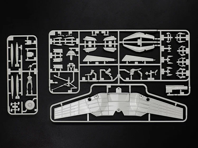 Conjunto de montagem do modelo TAMIYA, lançamento do transportador de caça, 61122, 1/48