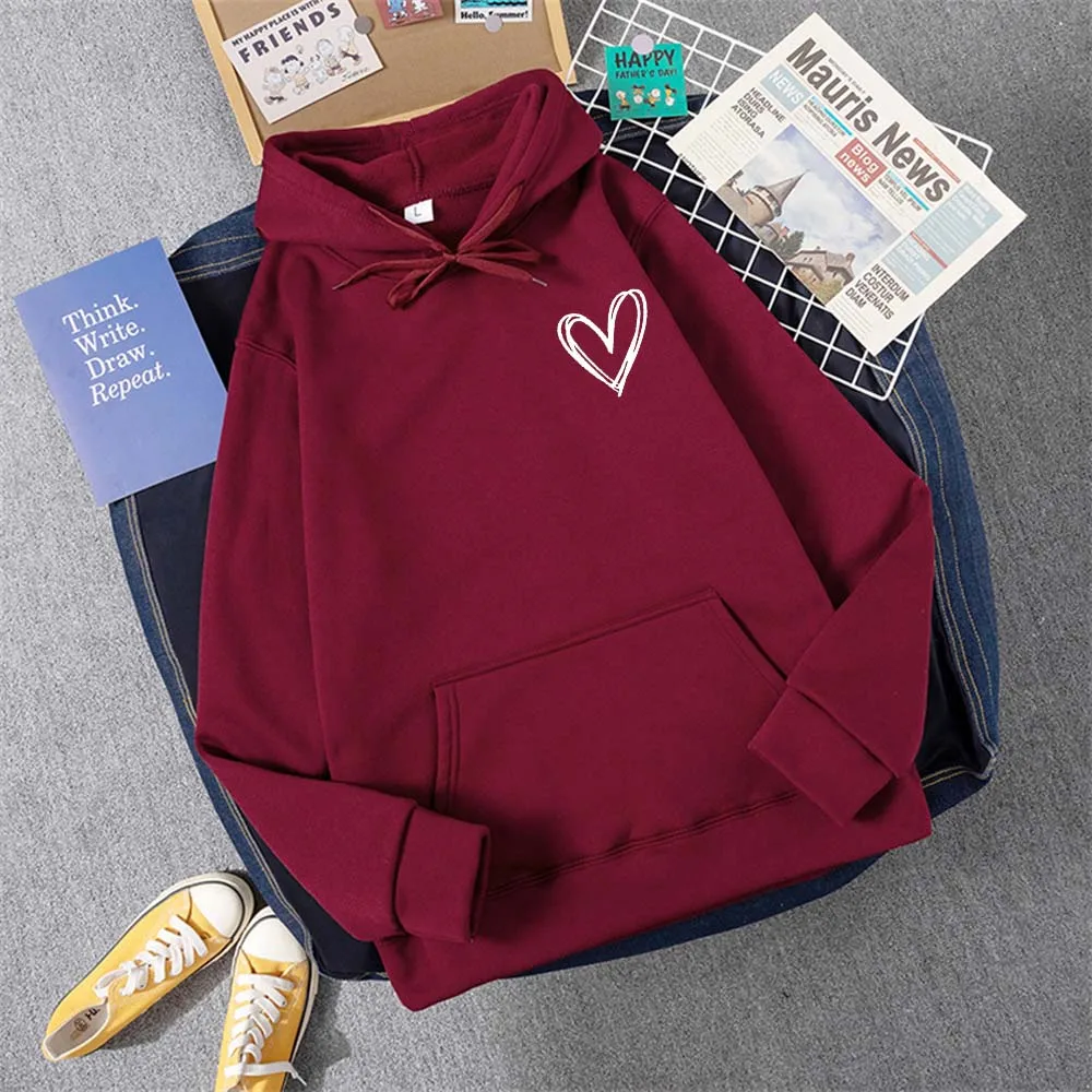 

Simplic Heart Print Women Sweatshirt Soft Casual Loose Vintage Female Hoodies 2024 Winter Warm Fleece Student Tops