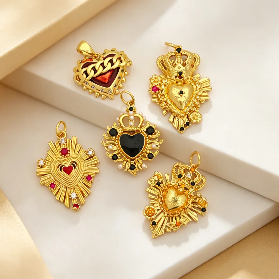2Pcs Pendants Brass Inlay Zircon Vintage Crown Heart Hollow Charm DIY Jewelry Necklace Bracelet Accessories Gothic Baroque Style