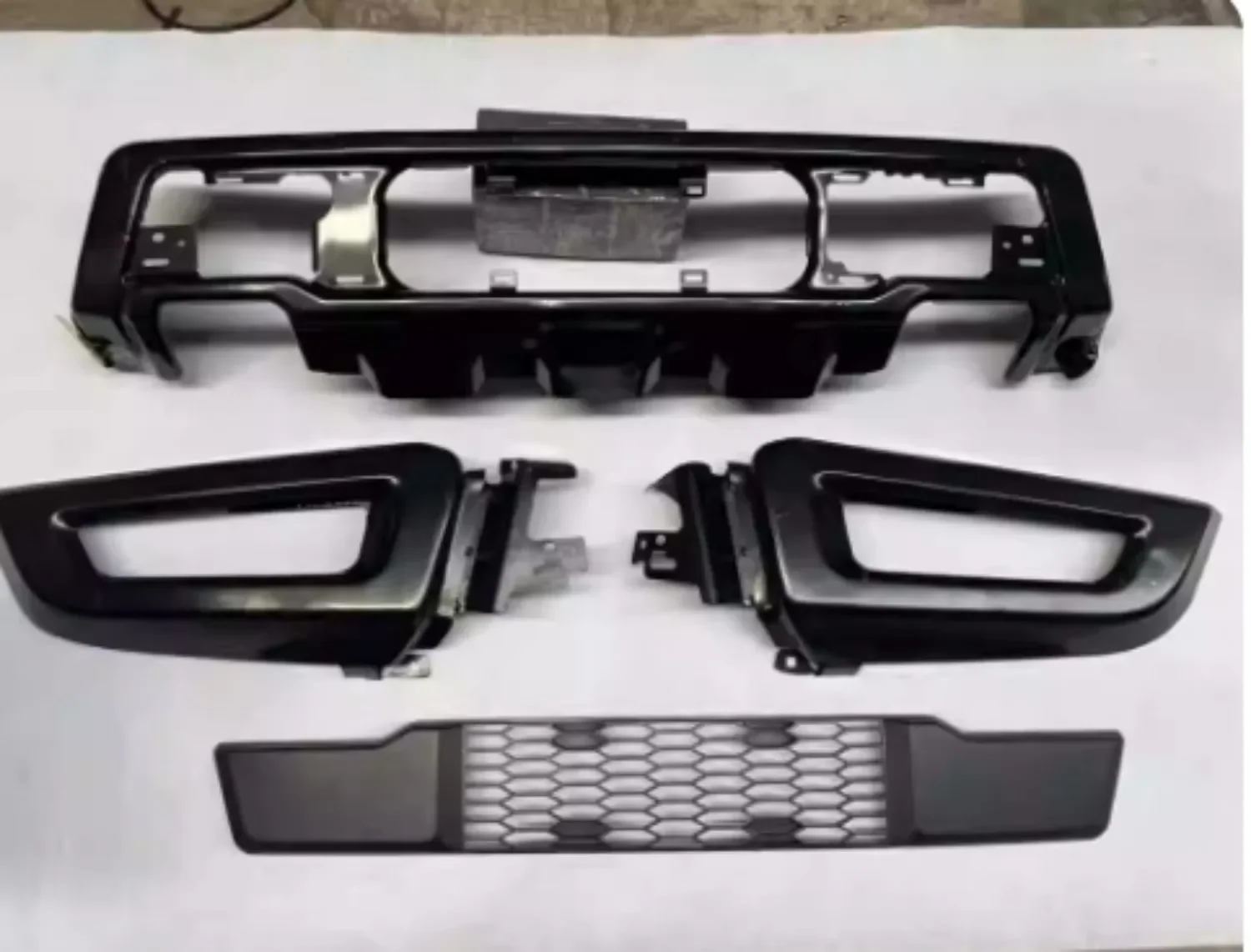 

Car Front bumper surrounded Body kit for Ford Raptor F150 17-20 Radiator grille