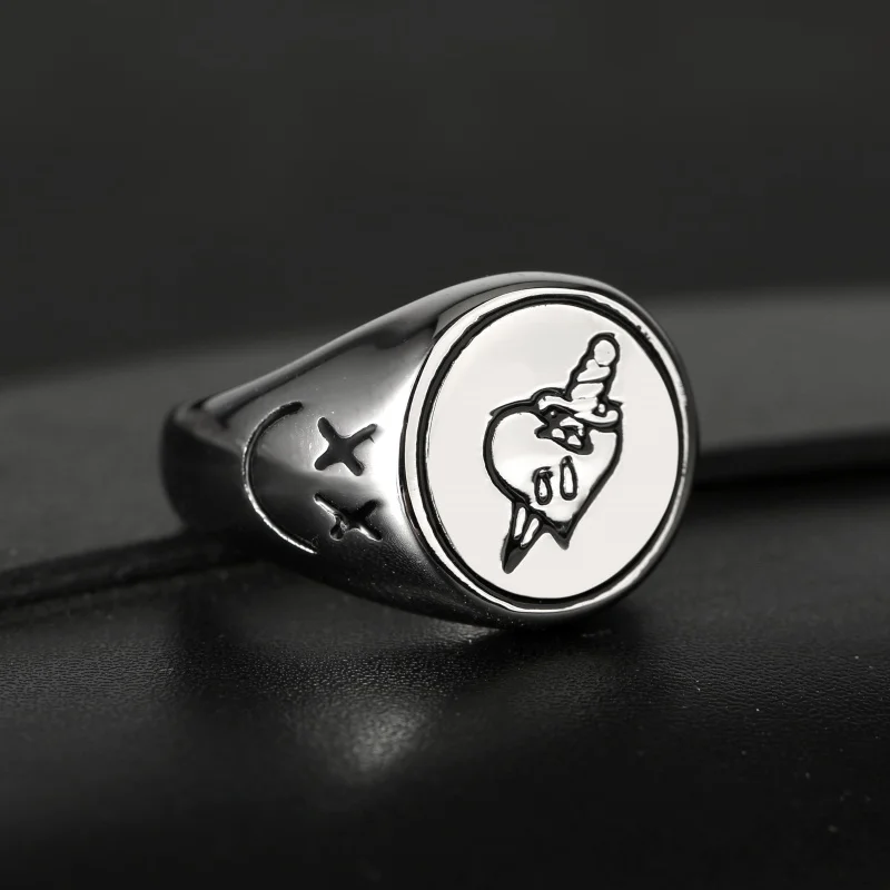 New Luxury High Quality Stainless Steel Rings for Woman Man Decoration Piercing Dagger Heart New Jewelry Arrivals Accessories