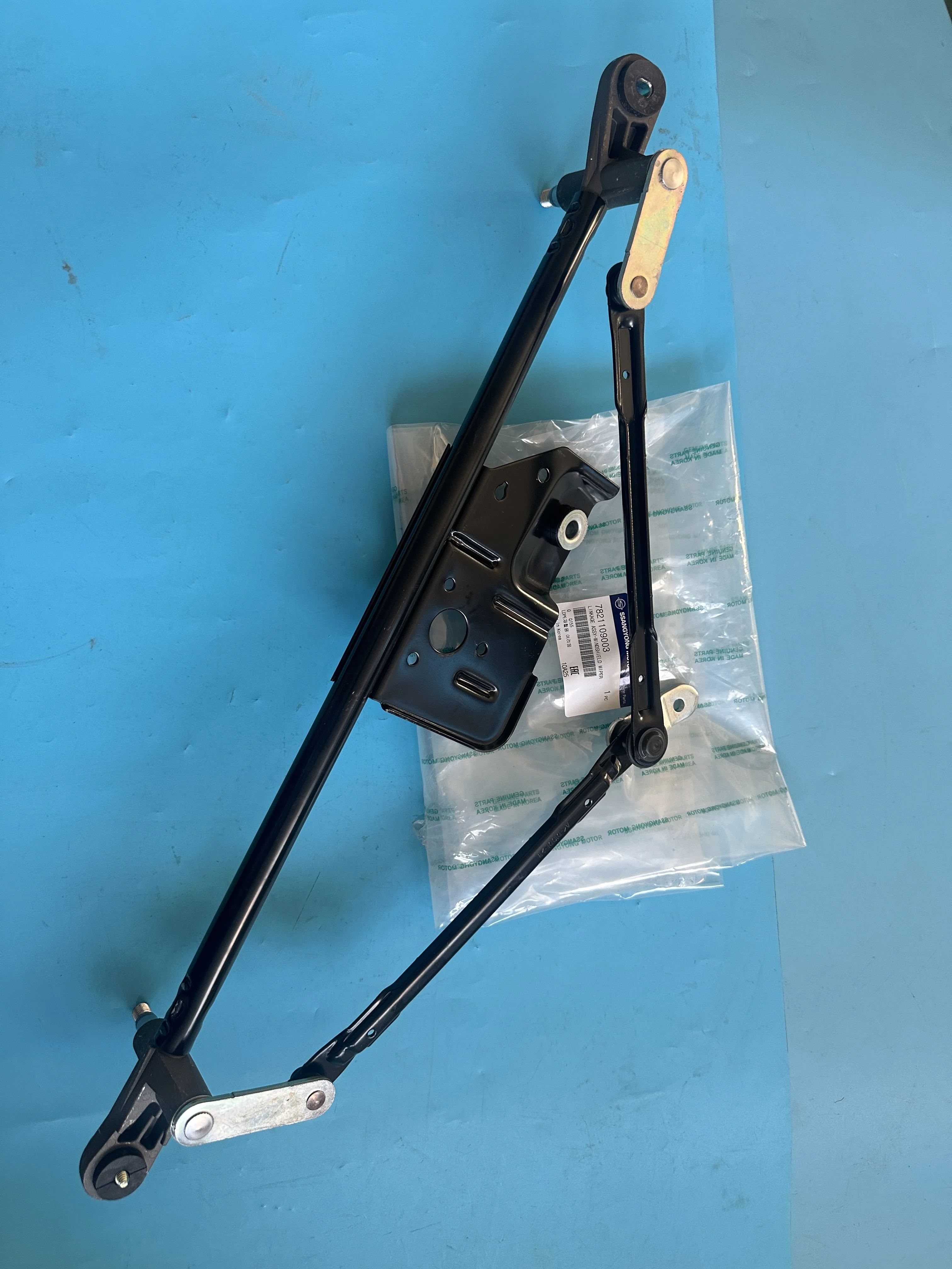 

Оригинальный рычаг стеклоочистителя в сборе 7821109003 для Ssangyong Actyon Kyron Actyon Sports Actyon Sports II