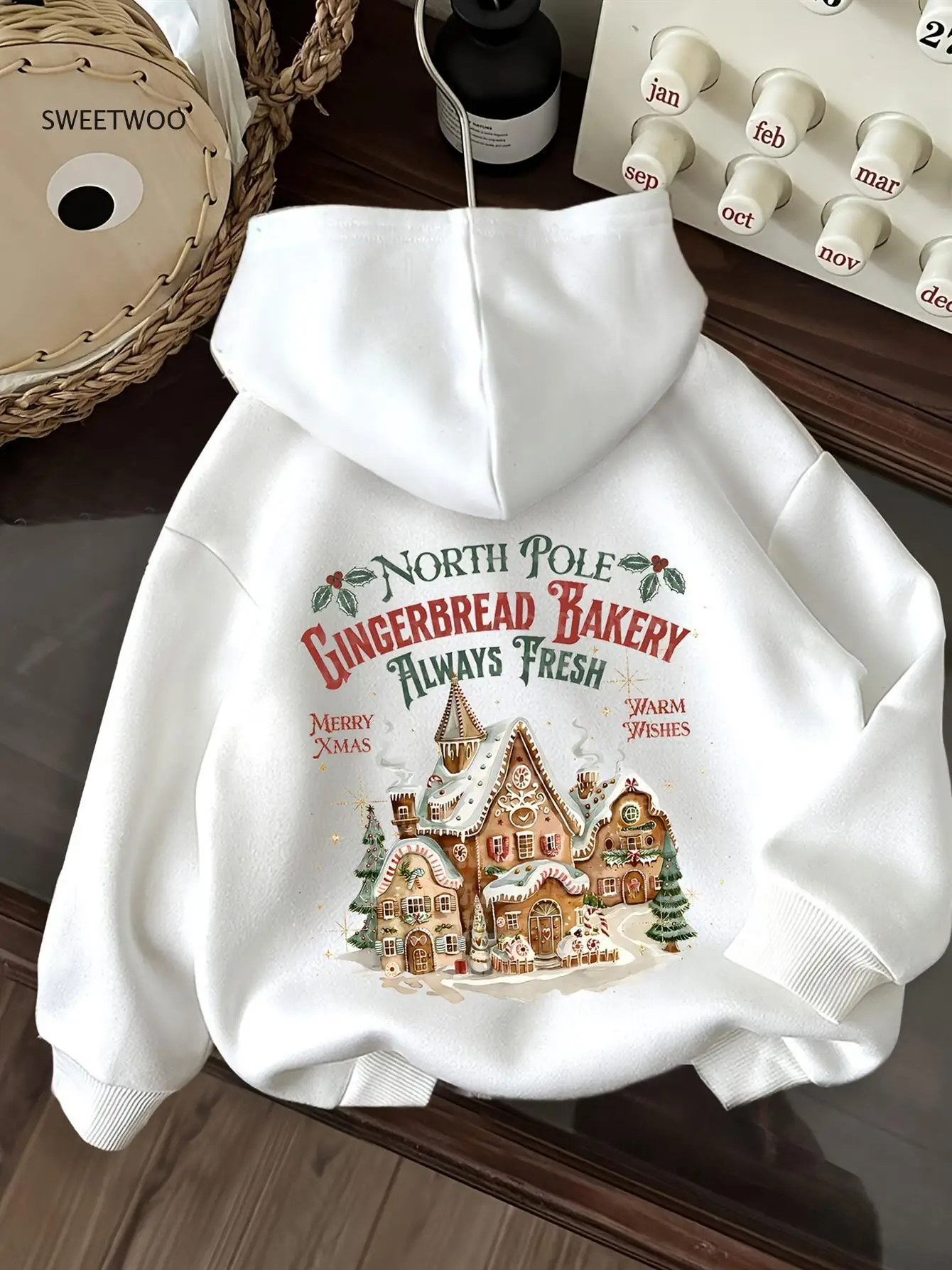 

Women's Christmas Hoodie - North Pole Gingerbread House Graphic,machine Washable Winter Sweater for Holiday Parties