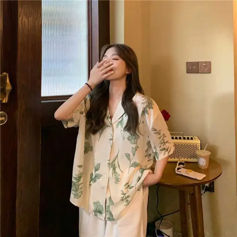 قمصان نسائية مدببة ريترو أنيقة عالية الشارع طباعة جديد الصيف مكتب السيدات عادية خمر فضفاض الكورية قصيرة الأكمام Blusas