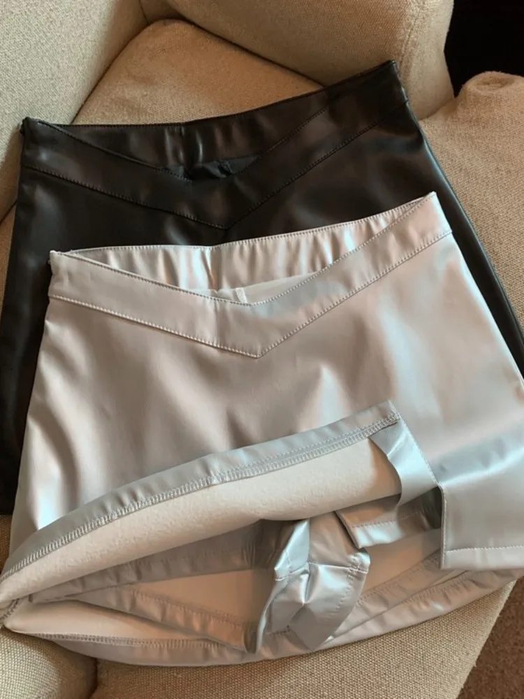 

Silver PU Leather Short Skirt High Waist Bodycon for Dancing Anti-Light Slit A-Line Skirt Women's Sexy Bar Clothes