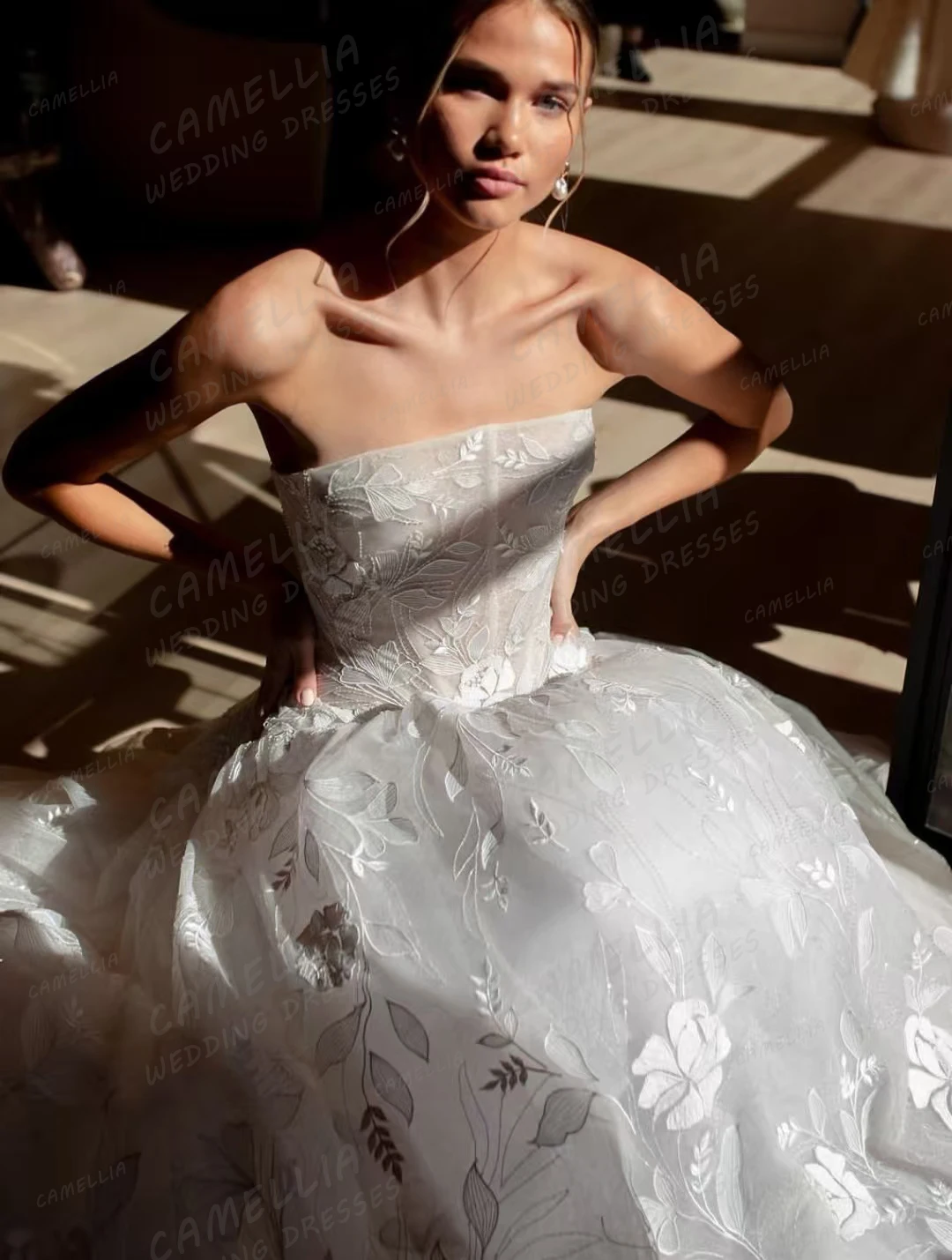 فساتين زفاف بسيطة للنساء بدون حمالات بدون أكمام على شكل حرف A فساتين زفاف مثيرة مزينة بفيستدوس دي نوفيا حفلات مخصصة