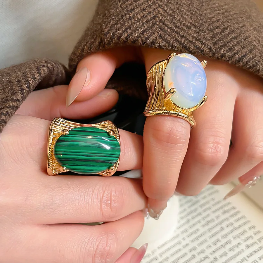 

Vintage-Style Oval Open-Front Ring Luxury-Inspired Sophisticated Index Finger Ring Earthy Luxury Gorgeous Ring for Women