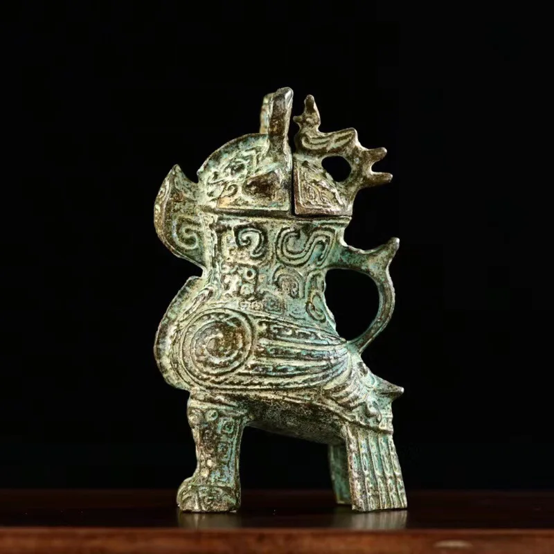 Antique Collection: Spring and Autumn Period Han Dynasty Bronze Lotus Crane Square Pot - Classical Elegance Craft Ornament