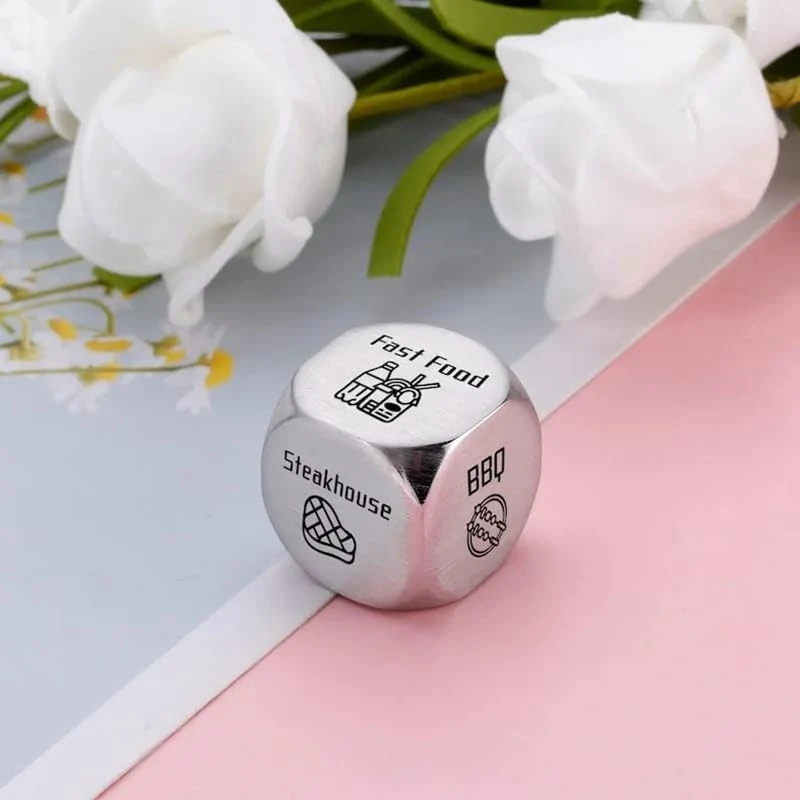 

Top Sale Food Decision Dice Unique Custom Engraved with Sushi BBQ Burgers Prediction Solution Valentine'S Day Present Style 5