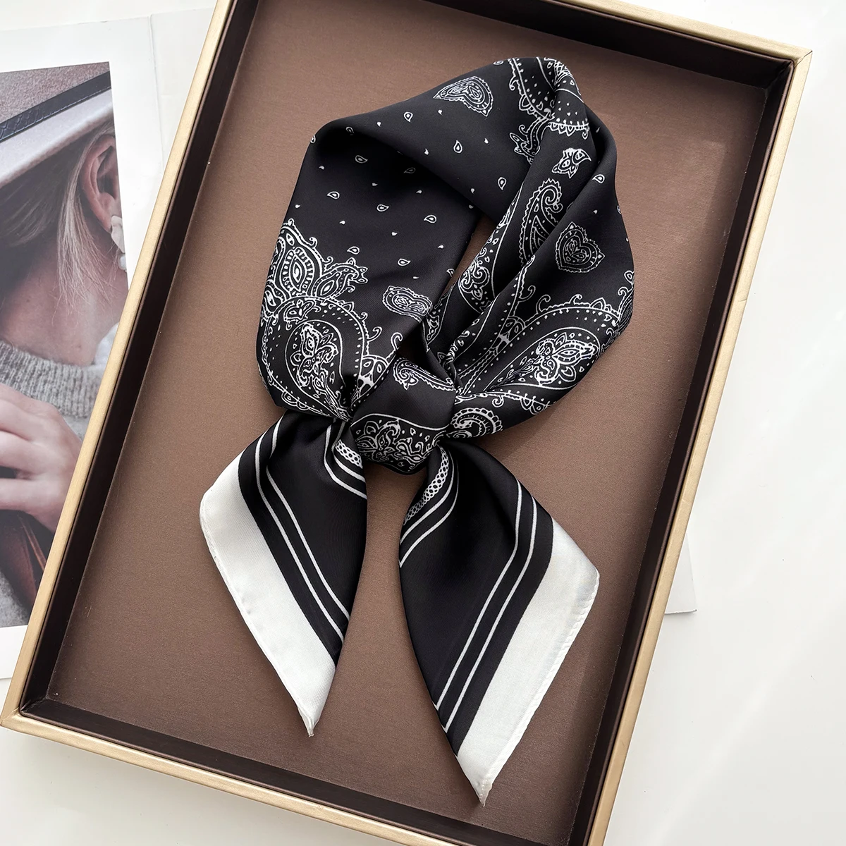 Dame Mode Paisley Schal Seide Gefühl Quadratisches Halstuch Bandana für Frauen Schal Schals Wrap Kopftuch Haarband Krawatten – Detail 2