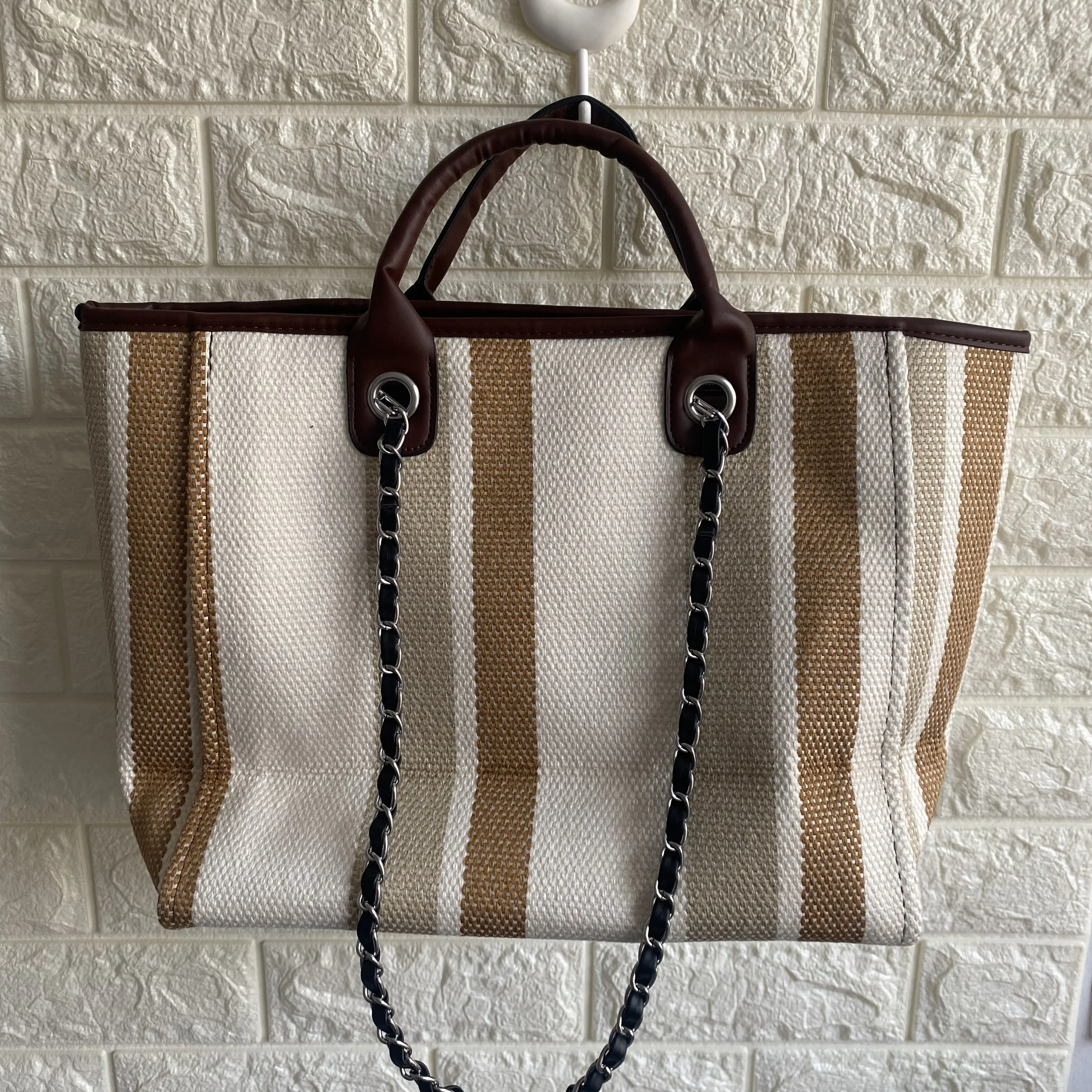 Large Capacity Striped Shoulder Bag With Personalized Embroidered Name Contrasting Handbag, Shopping Bag, Leisure Bag