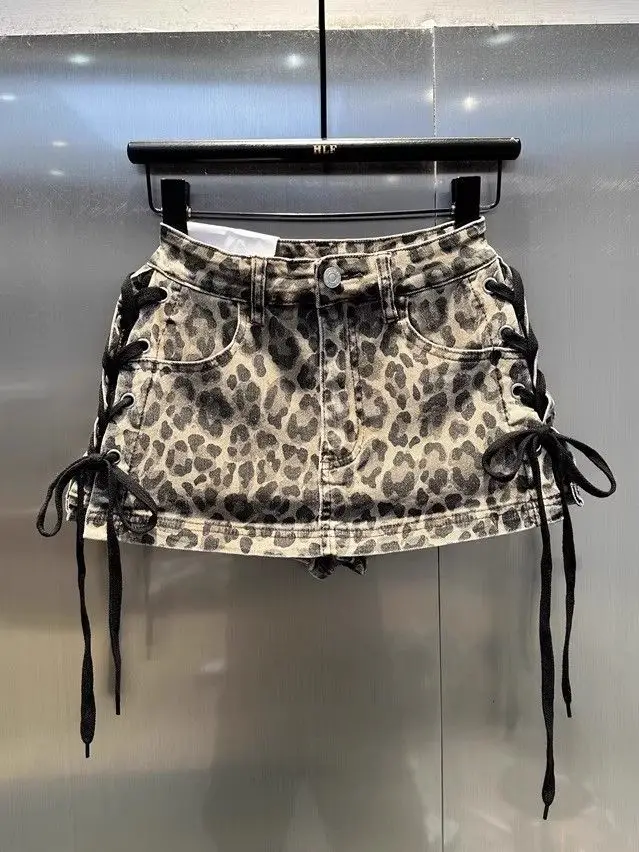 Design Sense Straps Spice Girl Hip Skirt Women 2026 Summer Retro High Street Leopard Print Denim Skirt