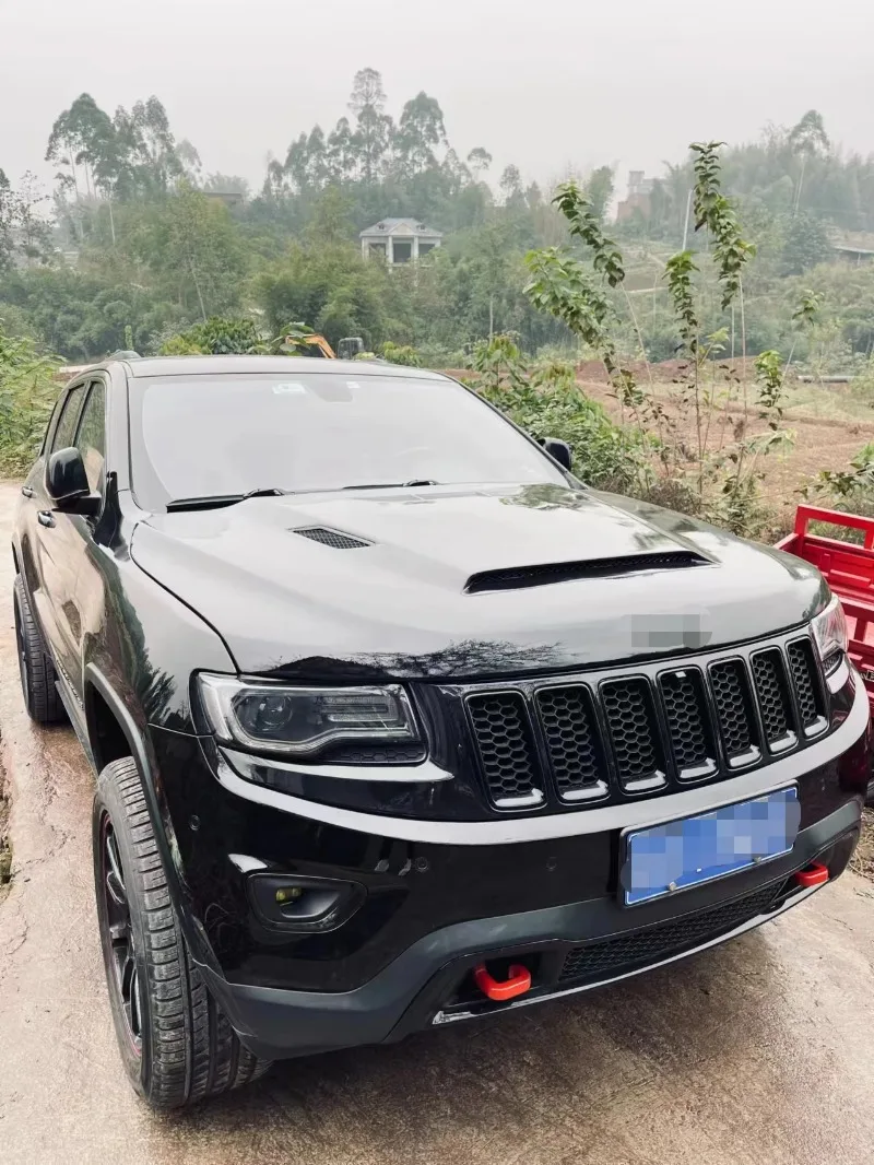 غطاء FRP جيد لسيارة جيب جراند شيروكي 2011-2021 SRT Hellcat غطاء محرك السيارة كابوت لقطع غيار السيارات الكلاسيكية