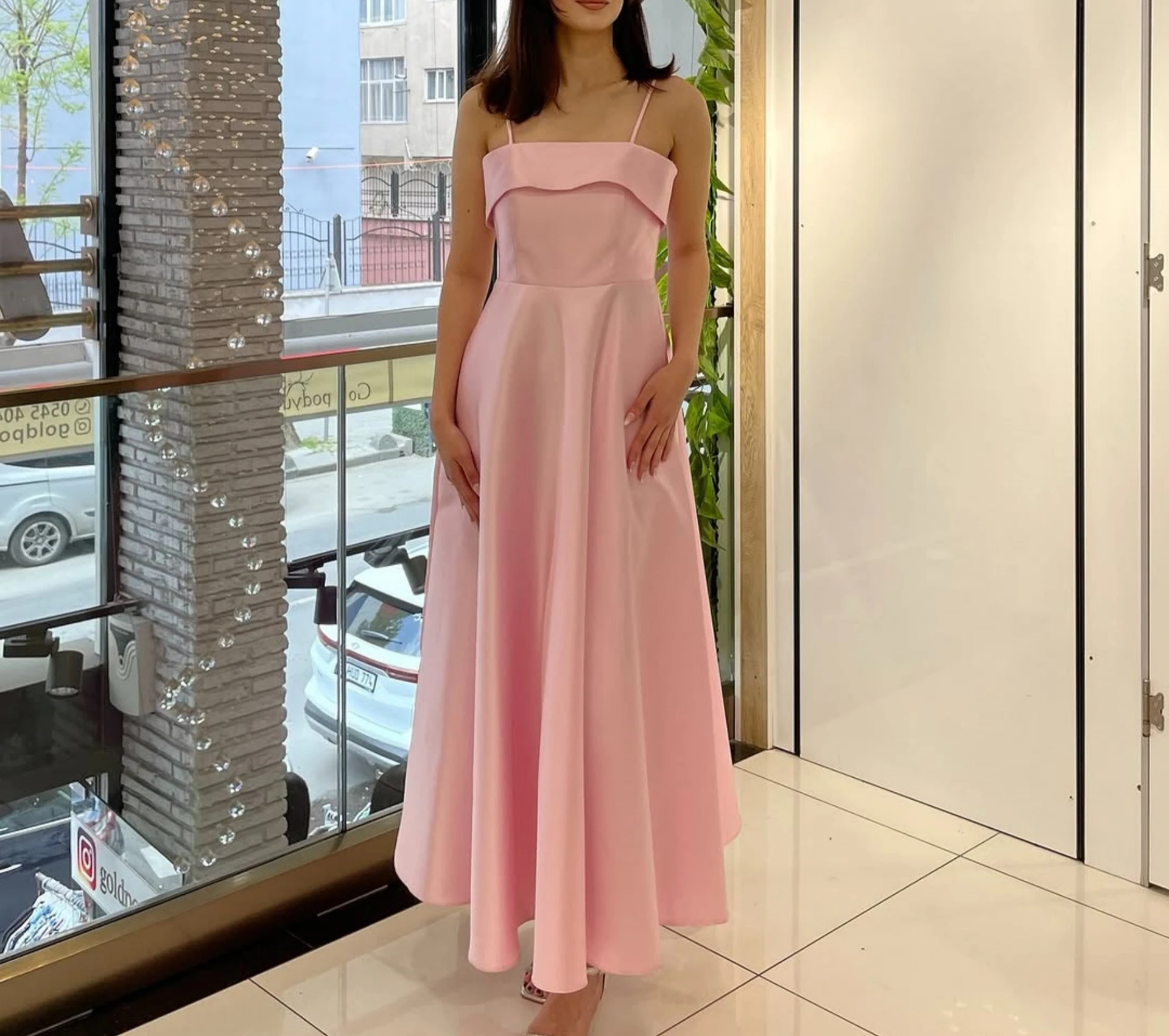 

2025 Summer New French Vintage Elegant Satin Sling Evening Dress Fashion Dress