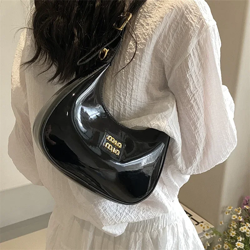 Damenhandtasche aus Lackleder, glänzende Unterarmtasche, 2025, Designer, einfache und vielseitige Umhängetasche, hochwertige One-Shoulder-Damentasche